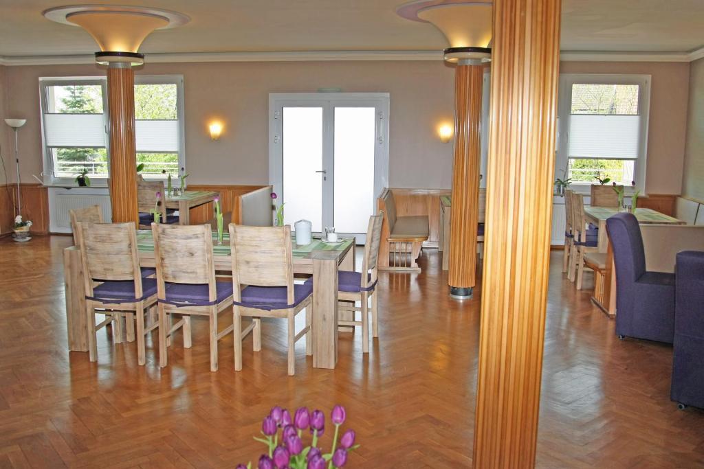 Hotel Sonnenhof Sindelfingen Exteriör bild